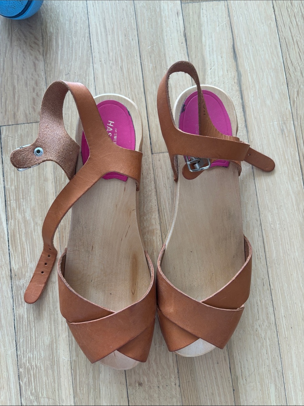 Swedish Hasbeens Cognac Leather Platform Sandals with Pink Insole - Picture 2 of 6